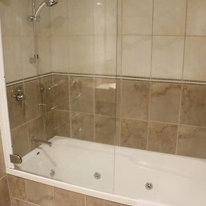Three Bedroom Suite Lakeview